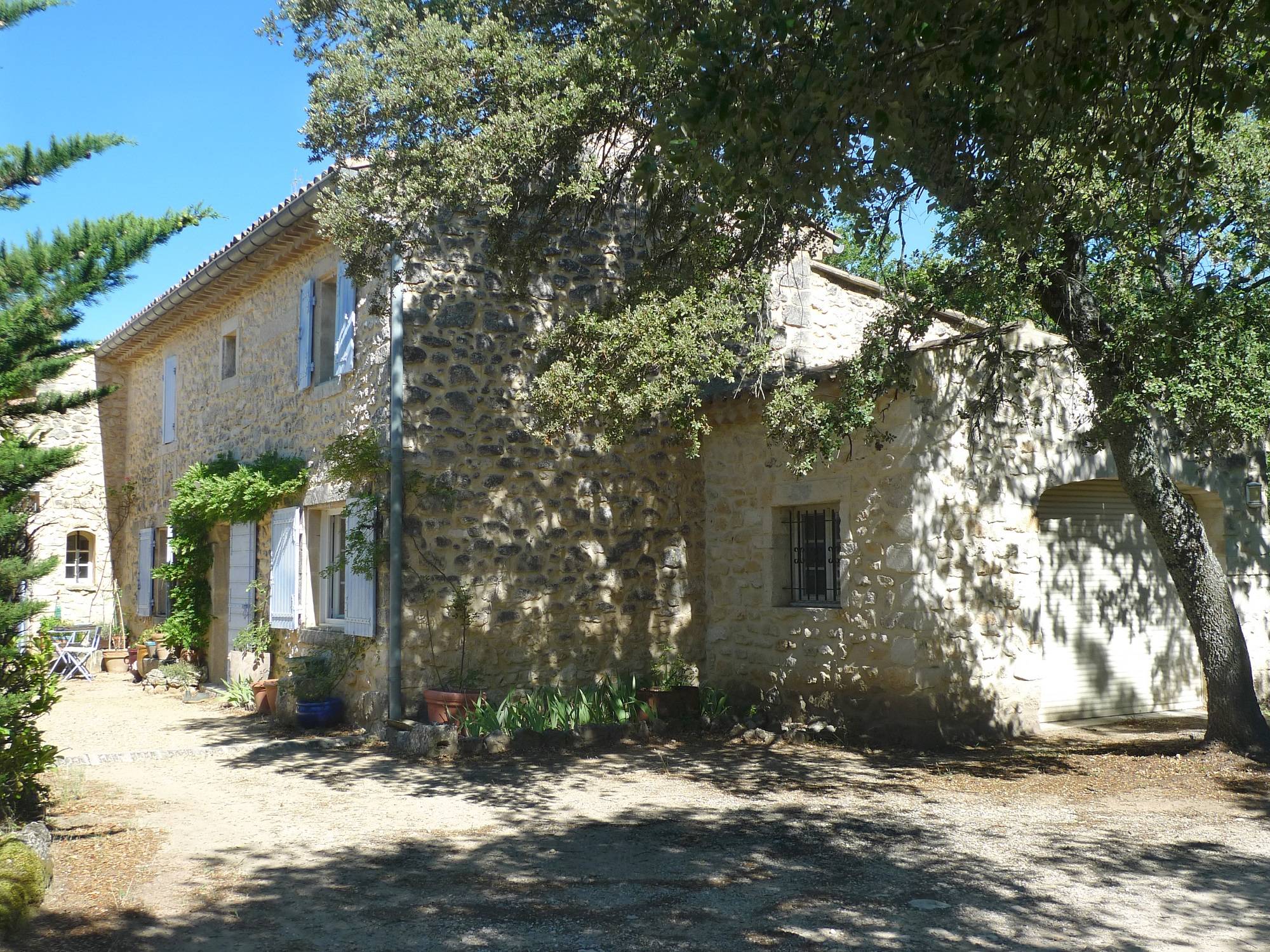 mas entièrement restauré